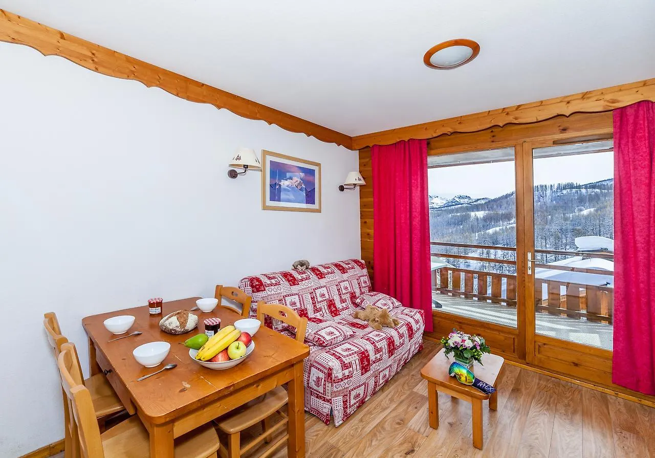 Aparthotel Hameau Des Ecrins By Infinimountain à Puy-Saint-Vincent 3*,