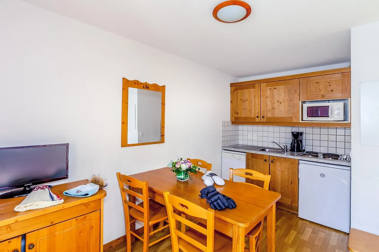 ***  Hameau Des Ecrins By Infinimountain Aparthotel Puy-Saint-Vincent France