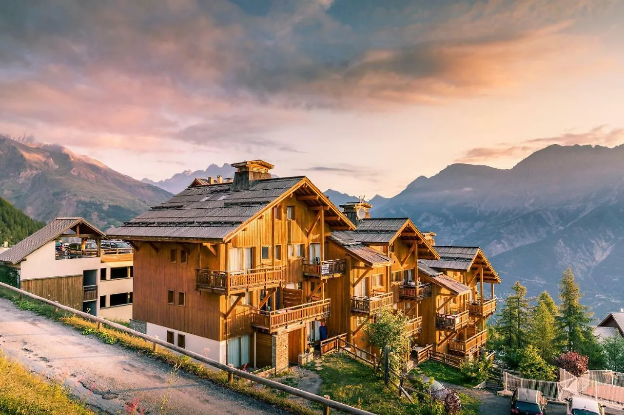 ***  Hameau Des Ecrins By Infinimountain Aparthotel Puy-Saint-Vincent France